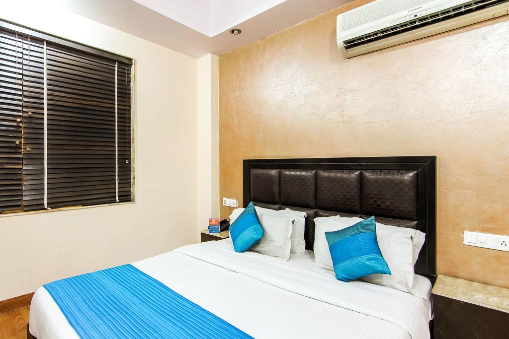 Hotel Vedas Heritage Near Bl Kapoor Hospital Karol Bagh New Delhi Room photo