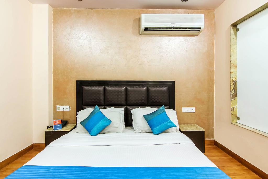 Hotel Vedas Heritage Near Bl Kapoor Hospital Karol Bagh New Delhi Room photo